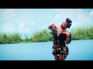 Ugoccie – Ụwa ft Umu Obiligbo (Official Video)